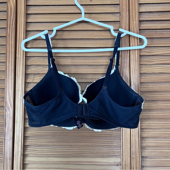 Victoria's Secret Black&White Floral Lace Bra With Bow Detail Women’s Size 38C - Picture 5 of 15